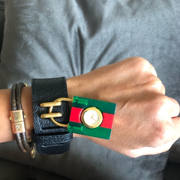 Gucci Watch 100% authentic - Picture 2 of 7